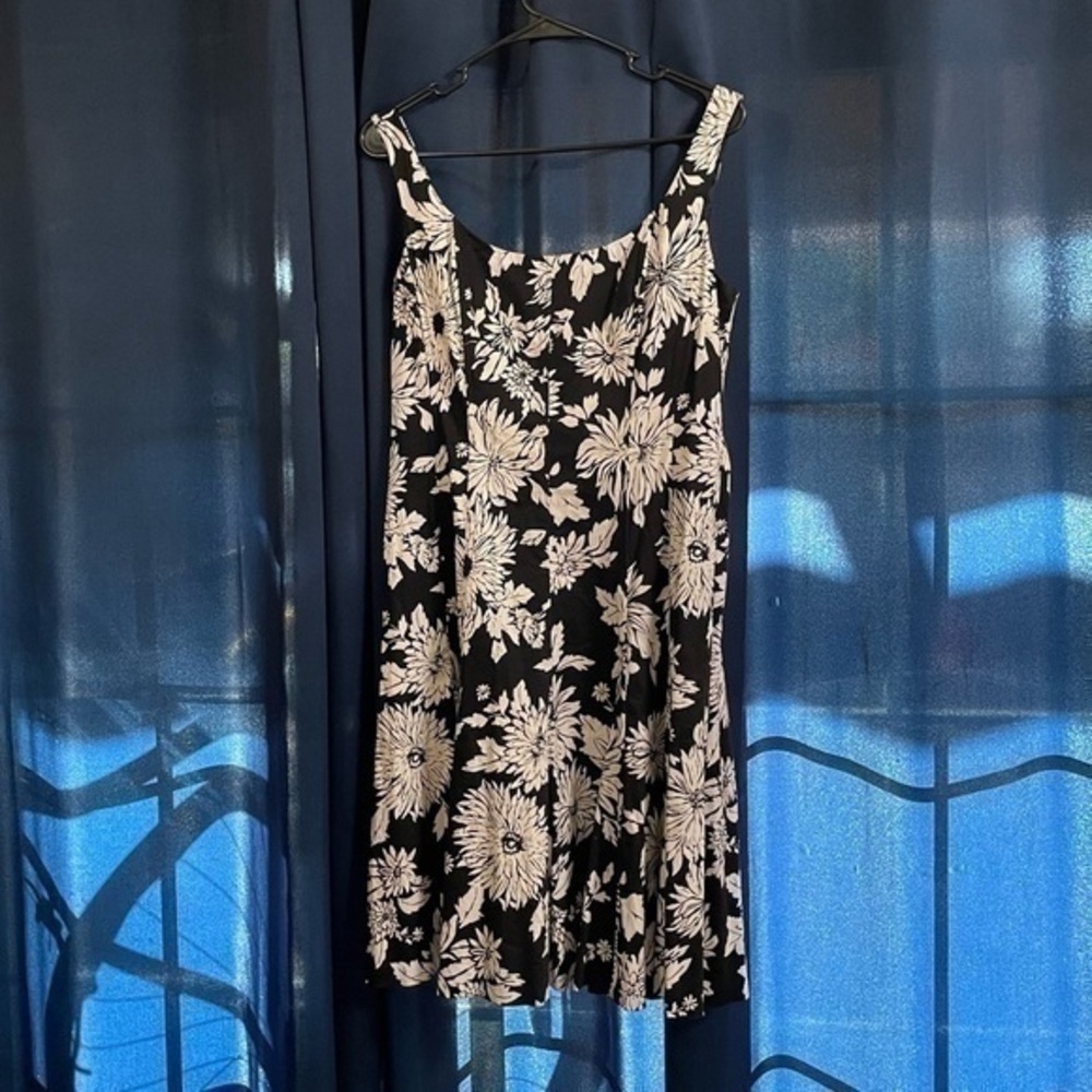 Rene Rowan dress